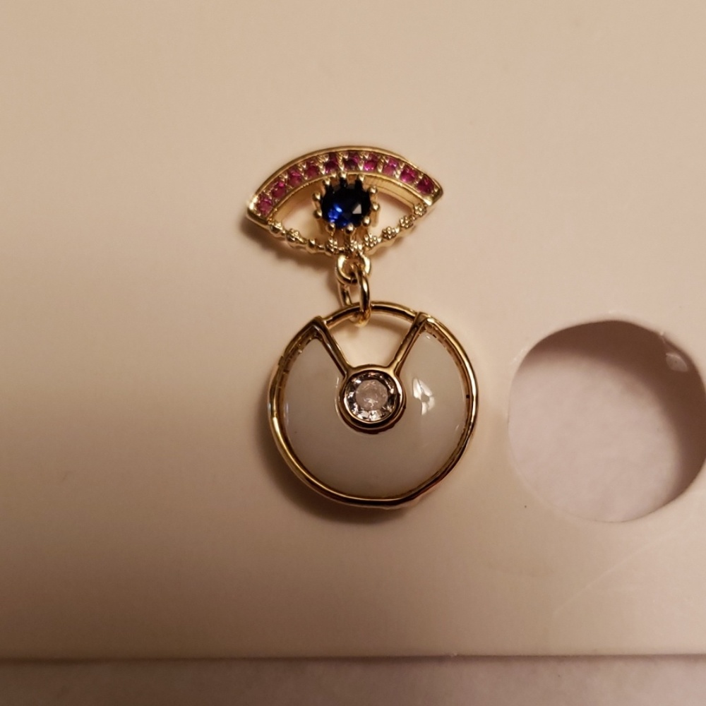 Earrings - Picture 2 of 3